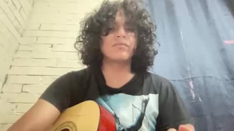 Snapshot of dieciochocentimetross chatting on 7, 6, 2026 dieciochocentimetross online show from 7, 6, 2026