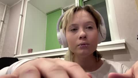 Snapshot of diegomiley chatting on 10, 6, 2026 Lilit online show from 10, 6, 2026