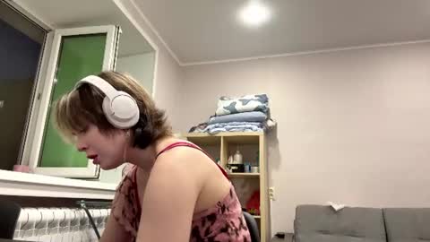 Snapshot of diegomiley chatting on 12, 6, 2026 Lilit online show from 12, 6, 2026