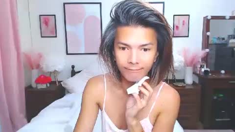 Dennesse online show from 19, 2, 2026