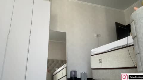 Snapshot of diffgirls chatting on 2, 10, 2025 Tanya online show from 2, 10, 2025