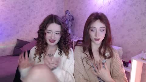 Snapshot of digital_geisha chatting on 22, 12, 2025 Hi im Alice 3 Im usualy online 03-10 or 17-21 UTC0 online show from 22, 12, 2025