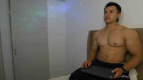 Dilan Coy online show from 31, 3, 2026