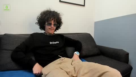 Snapshot of dilan_wolfe chatting on 24, 4, 2026 Dilan online show from 24, 4, 2026