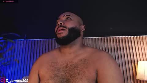 Snapshot of dilanjonnes chatting on 12, 10, 2025 DilanJonnes online show from 12, 10, 2025