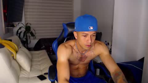 Snapshot of dilanxxx8888 chatting on 9, 7, 2026 dilanxxx8888 online show from 9, 7, 2026