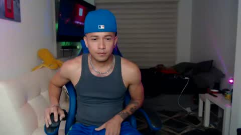 Snapshot of dilanxxx8888 chatting on 5, 8, 2026 dilanxxx8888 online show from 5, 8, 2026