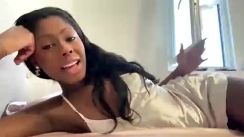 Snapshot of dilussoangel chatting on 19, 6, 2026 dilussoangel online show from 19, 6, 2026