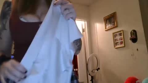 Snapshot of dimepiecexxx chatting on 24, 1, 2025 Sofie online show from 24, 1, 2025