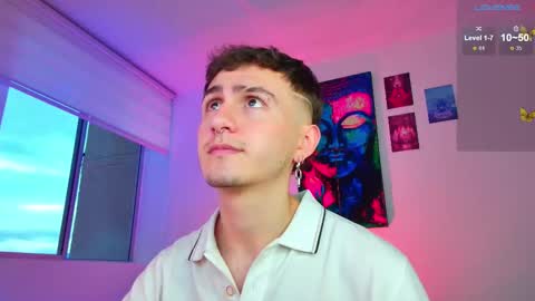 Julian Independent Model online show from 28, 11, 2025