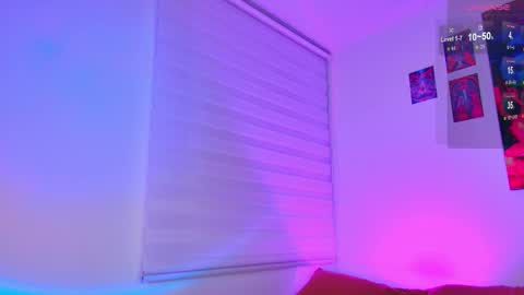 Julian Independent Model online show from 18, 2, 2026