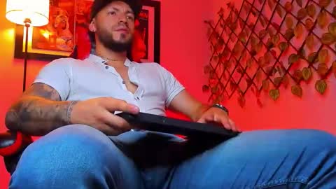 Snapshot of dimitri_master chatting on 1, 12, 2025 Angel Dimitri online show from 1, 12, 2025