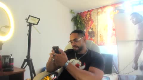 dimitry kyle mucle online show from 4, 12, 2024