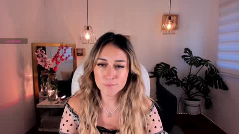   online show from 20, 12, 2024