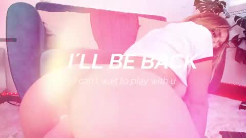 Snapshot of dina_ride chatting on 9, 7, 2026 online show from 9, 7, 2026