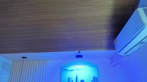 Snapshot of diosa_cristal chatting on 22, 5, 2026 Cristal online show from 22, 5, 2026