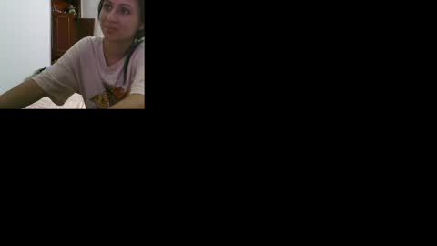 Cristal Independent model online show from 12, 4, 2026