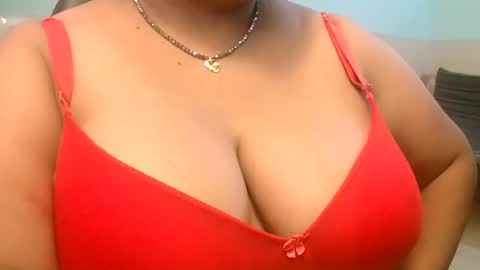 Snapshot of dipa2345 chatting on 5, 10, 2025 dipa2345 online show from 5, 10, 2025