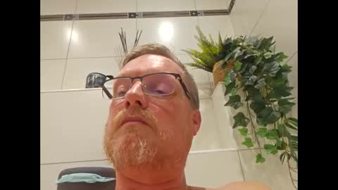 dirkkie1975 online show from 2, 5, 2026