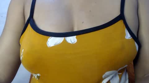 Snapshot of dirtiplay chatting on 4, 10, 2025 dirtiplay online show from 4, 10, 2025