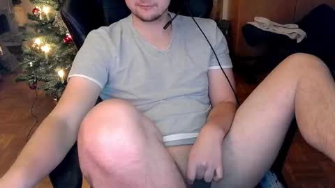 Snapshot of dirty_fun_boy chatting on 13, 12, 2024 dirty_fun_boy online show from 13, 12, 2024