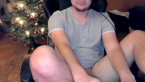 Snapshot of dirty_fun_boy chatting on 17, 12, 2024 dirty_fun_boy online show from 17, 12, 2024