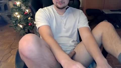 Snapshot of dirty_fun_boy chatting on 6, 1, 2025 dirty_fun_boy online show from 6, 1, 2025