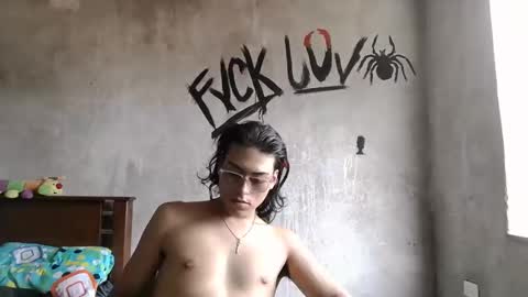 dirty model online show from 29, 3, 2026