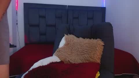 dirty model online show from 10, 7, 2026