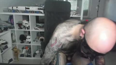 Robert online show from 10, 9, 2025