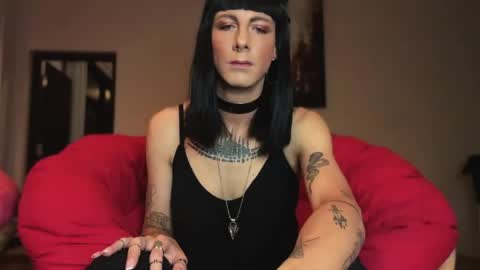 Snapshot of dirtyboi667 chatting on 7, 6, 2026 Shanti online show from 7, 6, 2026