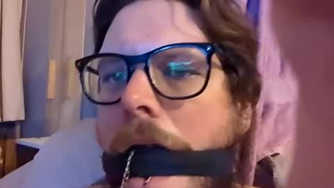 Snapshot of dirtydogsday chatting on 13, 12, 2025 Dirtydog online show from 13, 12, 2025