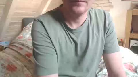 Nils online show from 1, 2, 2025