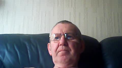 Snapshot of discovery63 chatting on 15, 7, 2026 discovery63 online show from 15, 7, 2026