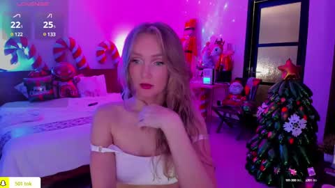 Snapshot of disney__princess chatting on 25, 12, 2024 JASMINE online show from 25, 12, 2024