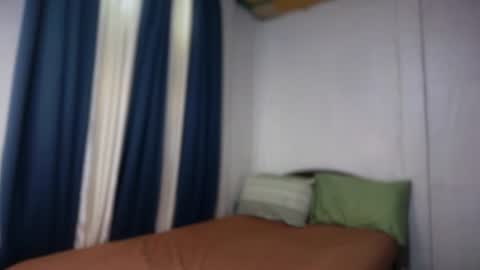 Snapshot of divina_graciaxx chatting on 17, 6, 2026 DIVINA online show from 17, 6, 2026