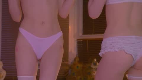 Eva and Lucia online show from 16, 3, 2026