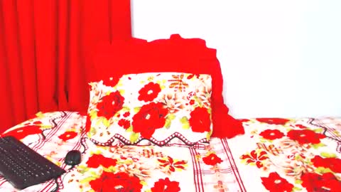 Snapshot of divinebooty93 chatting on 30, 1, 2025 divinebooty93 online show from 30, 1, 2025