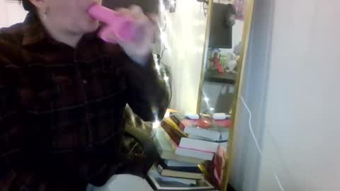 divinecherrypie online show from 25, 1, 2025