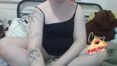 divinecherrypie online show from 4, 2, 2025