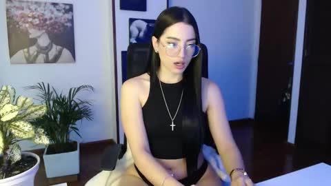 Hera online show from 6, 11, 2025