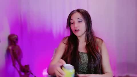 Snapshot of divinelynn chatting on 7, 2, 2025 DivineLynn online show from 7, 2, 2025