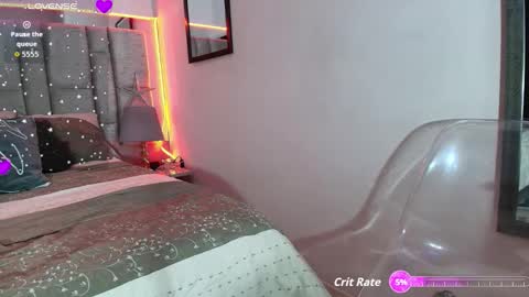 Snapshot of divinepearl chatting on 24, 2, 2026 divinepearl online show from 24, 2, 2026