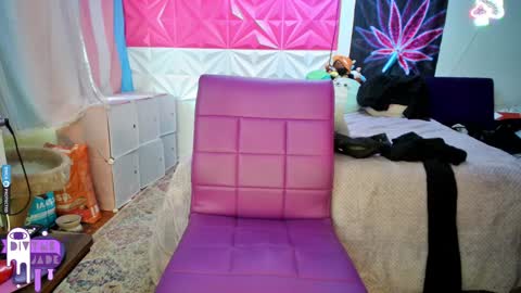 Snapshot of divynejade chatting on 2, 12, 2024 Jade Divyne online show from 2, 12, 2024