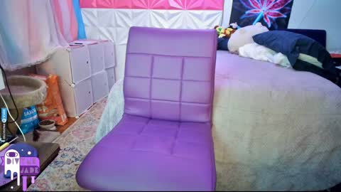 Snapshot of divynejade chatting on 8, 12, 2024 Jade Divyne online show from 8, 12, 2024