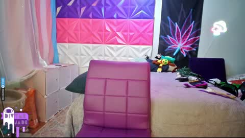 Snapshot of divynejade chatting on 9, 12, 2024 Jade Divyne online show from 9, 12, 2024