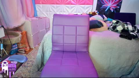 Snapshot of divynejade chatting on 12, 12, 2024 Jade Divyne online show from 12, 12, 2024