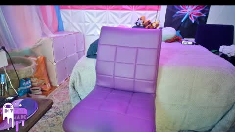 Snapshot of divynejade chatting on 15, 12, 2024 Jade Divyne online show from 15, 12, 2024