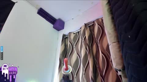 Snapshot of divynejade chatting on 2, 3, 2025 Jade Divyne online show from 2, 3, 2025