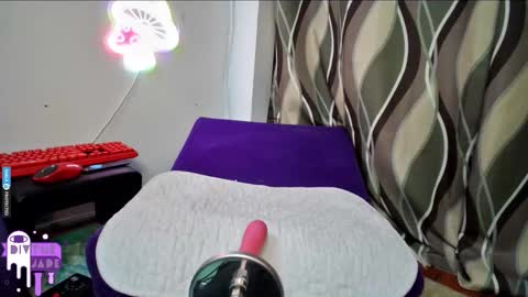 Snapshot of divynejade chatting on 5, 3, 2025 Jade Divyne online show from 5, 3, 2025